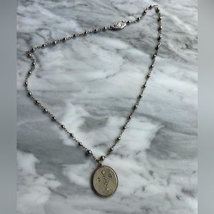 Unique 14k White gold chain/pendant necklace with dual sided diamond pendant